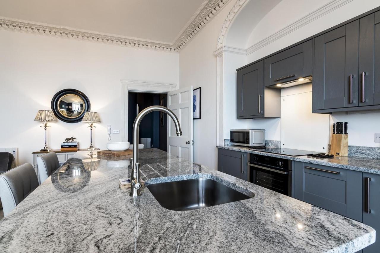 Fisherman'S Catch - Two Bedroom Luxury Apartment - تينبي المظهر الخارجي الصورة